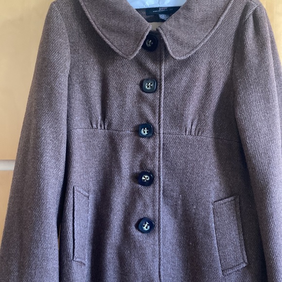 Lovely Medium Coffee-Brown Wool Coat.  Soft-Slub, Satin-Lined, Minimal Pilling - Picture 2 of 6